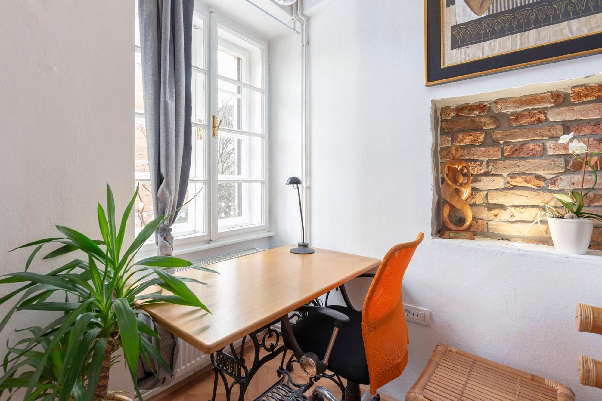 Historical Caserne Apartment Ljubljana Exterior photo